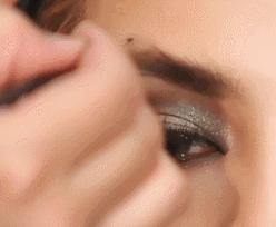 正确的修眉画眉方法,简单的修眉技巧和画眉方法