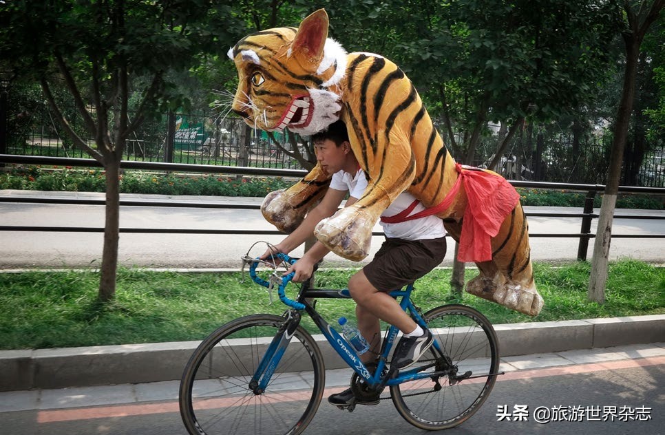 谢军十年前的视频,谢军的擦肩而过