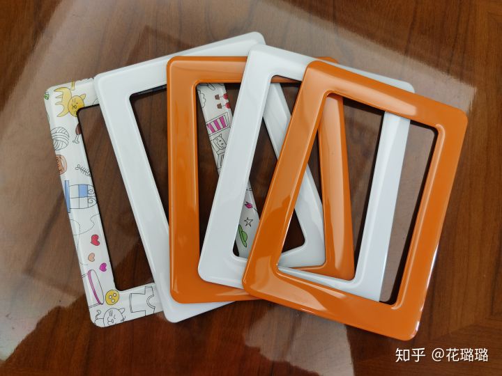 老相框怎么挂好看照片墙布置技巧,不规则相框照片墙布置