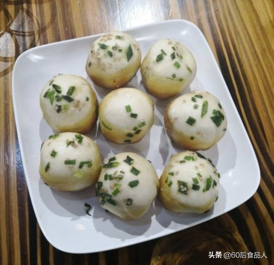 烫熟的面粉可以做什么,烫面加酵母发酵能做馒头吗