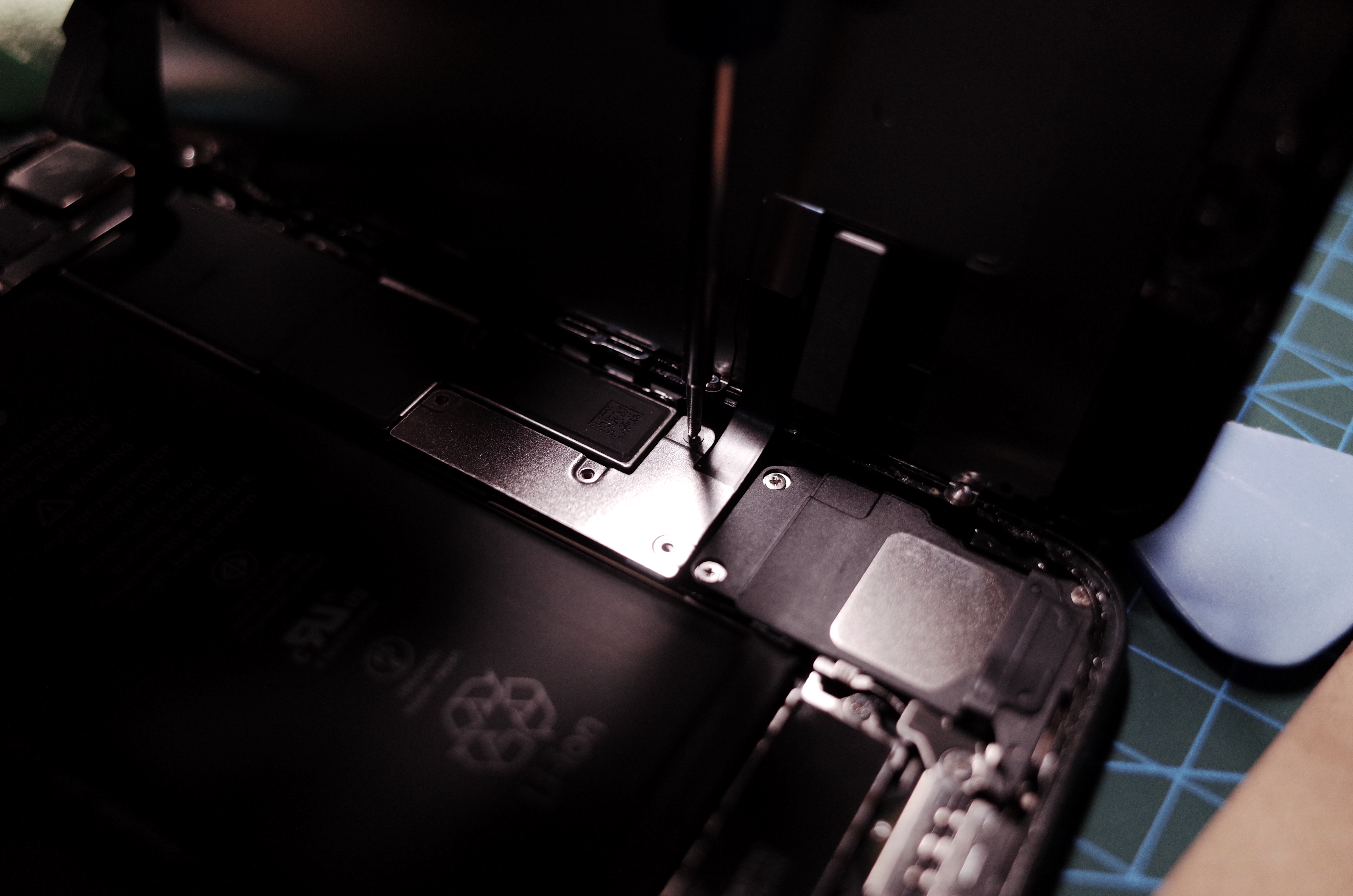 iphone11pro听筒声音越来越小,iphone手机听筒声音小