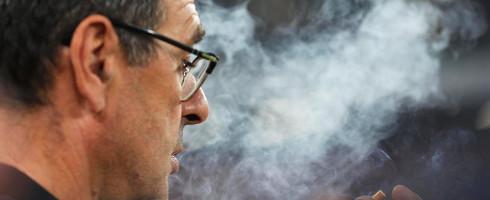 肺炎主帅用生命抽烟尤文:那不是你的肺,那是尤文的肺