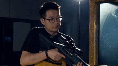 硬核实验丨教你如何摧毁一块电池