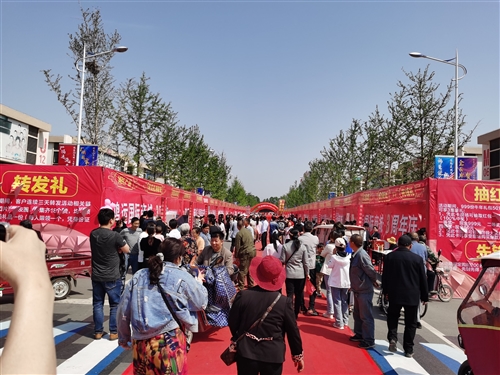 焦作鸿运国际商城开启“5G商圈”时代