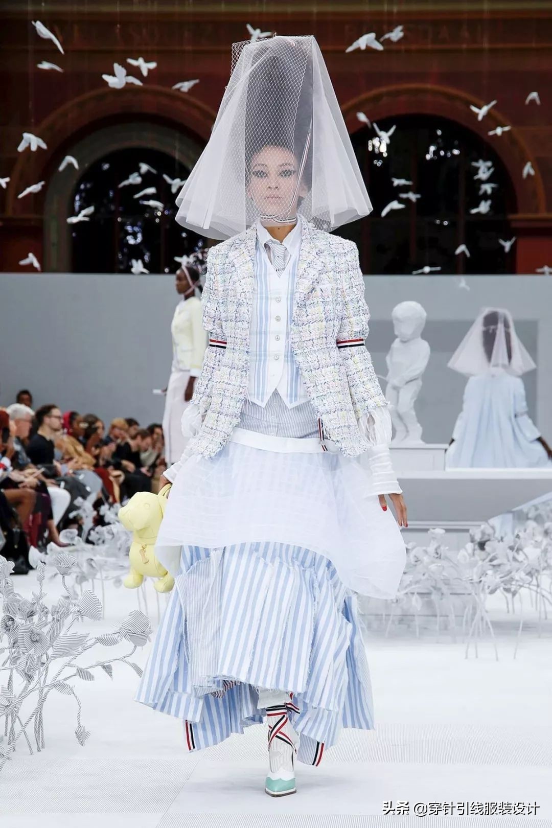 thombrowne西装全身搭配,thombrowne西装上身效果