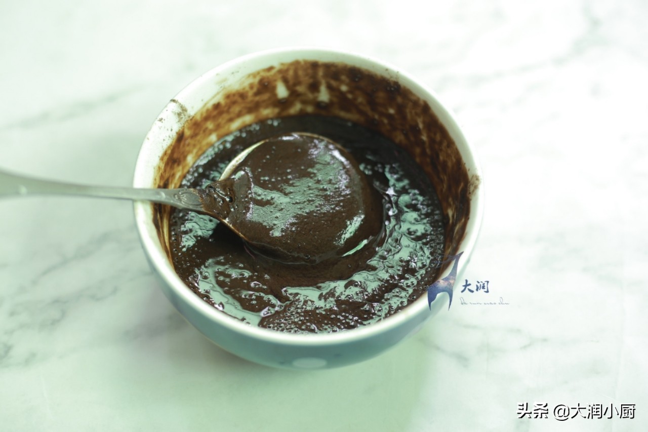 比较嫩滑的龟苓膏怎么做,龟苓膏怎么做教程超级简单