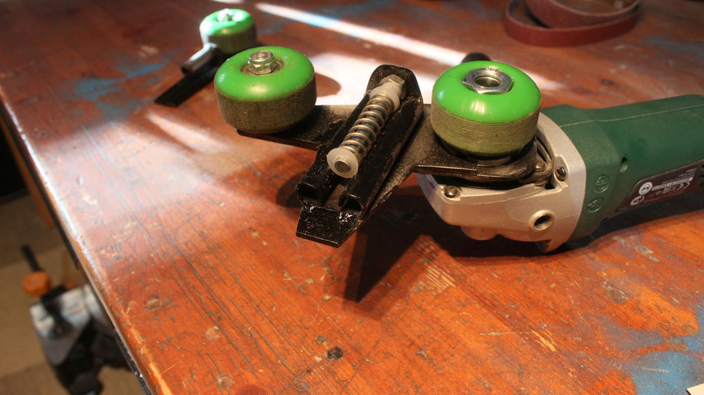 角磨机改装砂带抛光机,自制角磨机改装视频