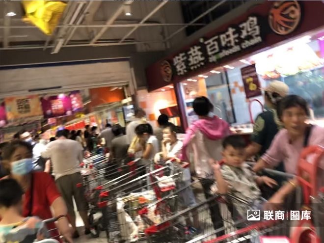 探访华北最大大润发：“商超一哥”的变与不变