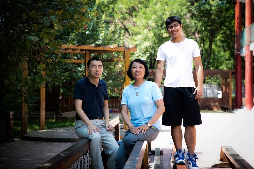 父母不懂青春期的孩子,家长不懂00后