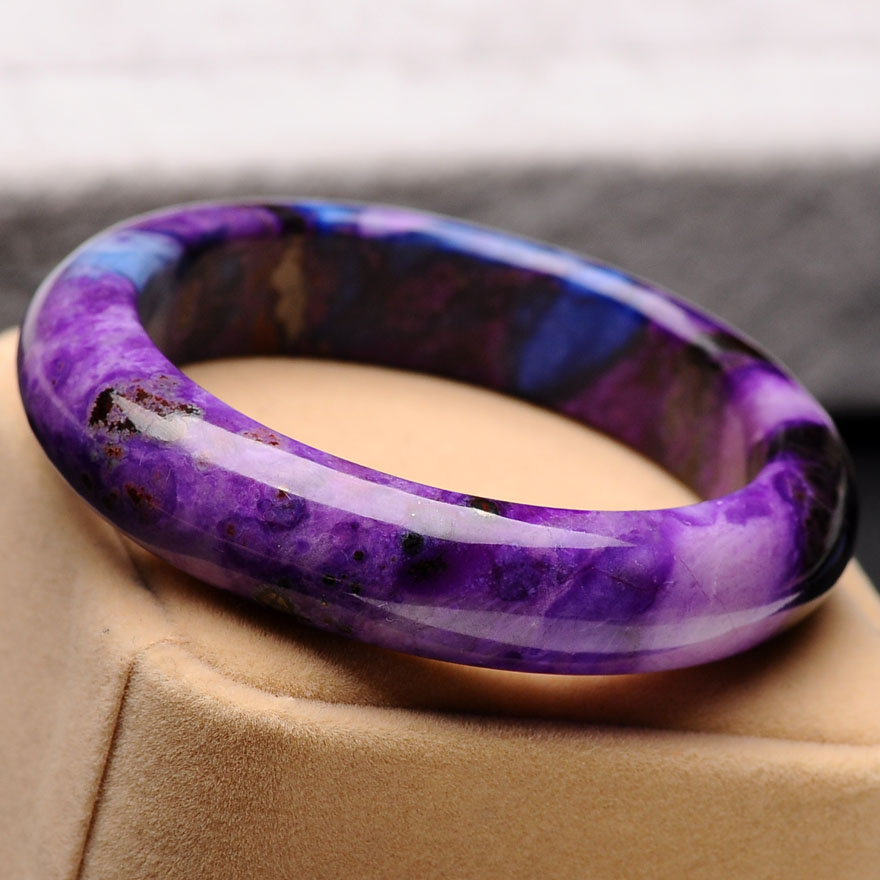 各地玉石的鉴别与特征,玉石的种类及特征及鉴别方法