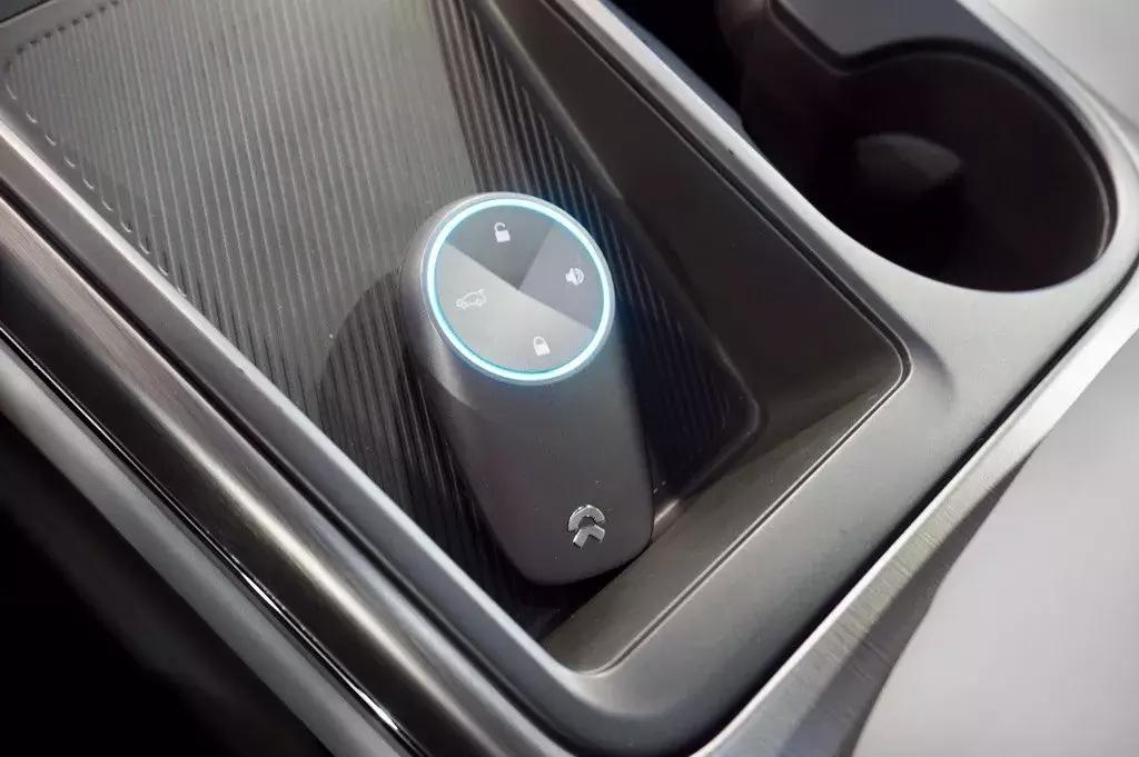 续航里程超过2000公里的燃油suv,12万元混合动力续航600kmsuv