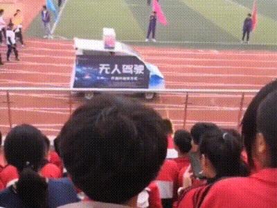 被小学生堵厕所搞笑视频,被一群小学生堵厕所怎么办