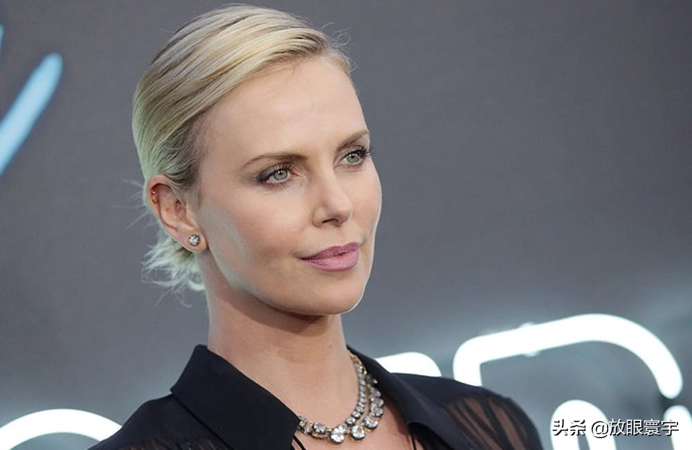 24位明星24首歌名,24位明星素颜照