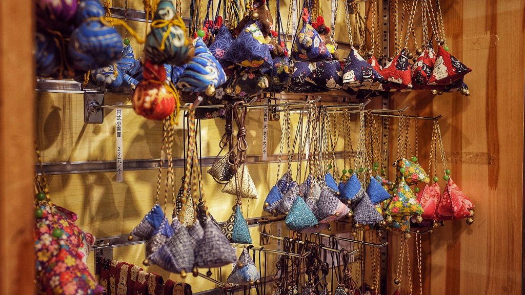 北京｜北平的秋，吃游鼓楼后海南锣