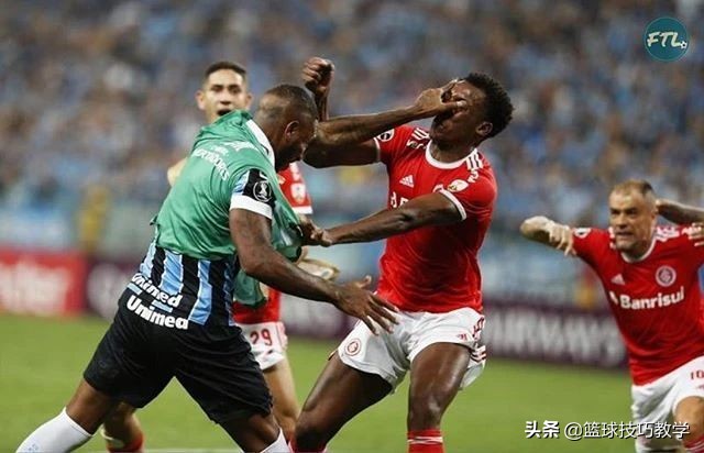 世界杯史上最惨烈十大斗殴事件,南美足球比赛冲突打群架红牌罚下