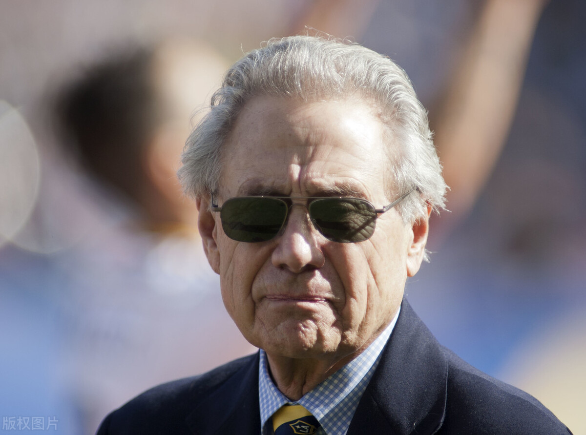 湖人大股东,湖人第二大股东出售股份