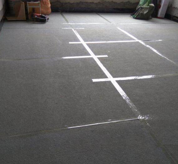 瓷砖保护膜可以用在地板上吗,瓷砖保护膜撕掉后沾灰