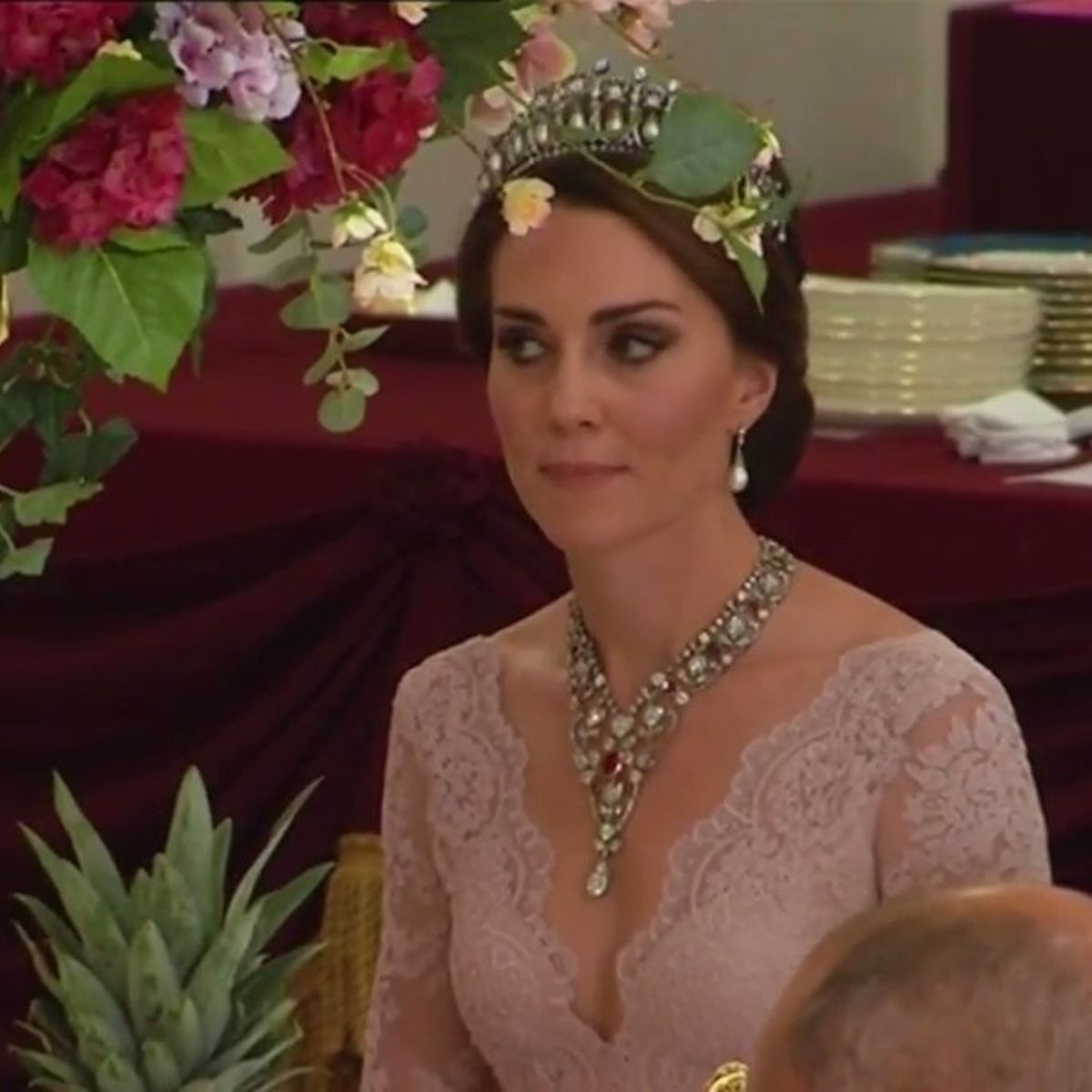 珍珠泪王冠,珍珠泪王冠戴安娜