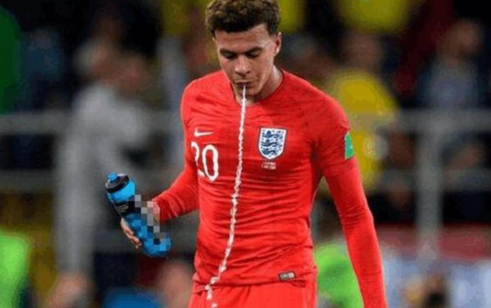 足球运动员的假性喝水,足球运动员假喝水