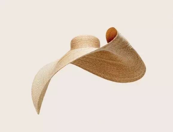 这是一个一看就爱上的法系新浪潮设计品牌|JACQUEMUS