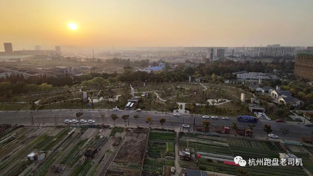 交付了没办房产证可以卖吗,交付一年未办房产证能退房吗