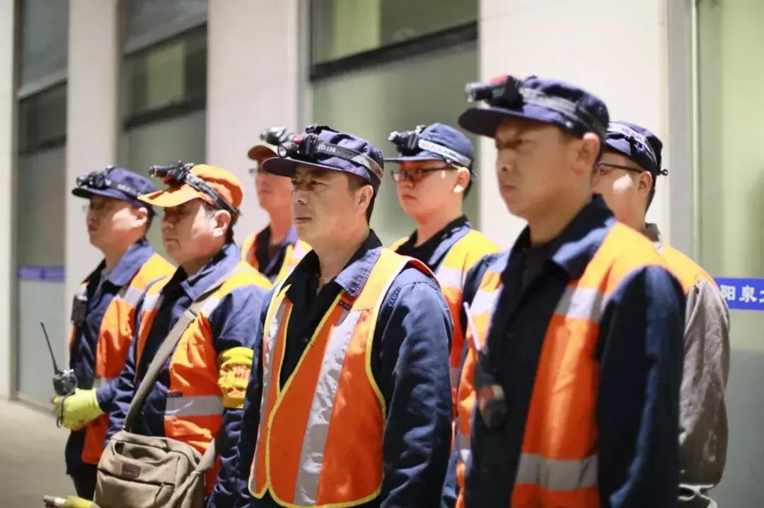 电务小哥哥的热血“十二时辰”