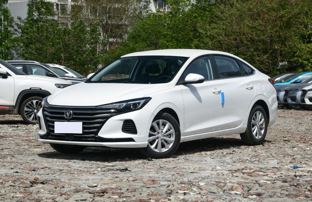 自动挡省油小汽车推荐哪款车型,皮实耐造的自动挡小轿车推荐几款