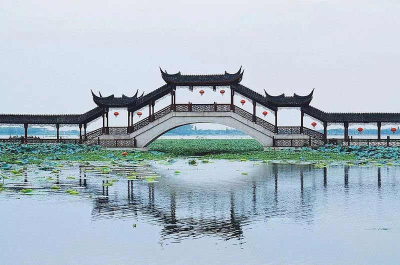 五一节国外旅游推荐地方,五一假期适合去哪里旅游国外