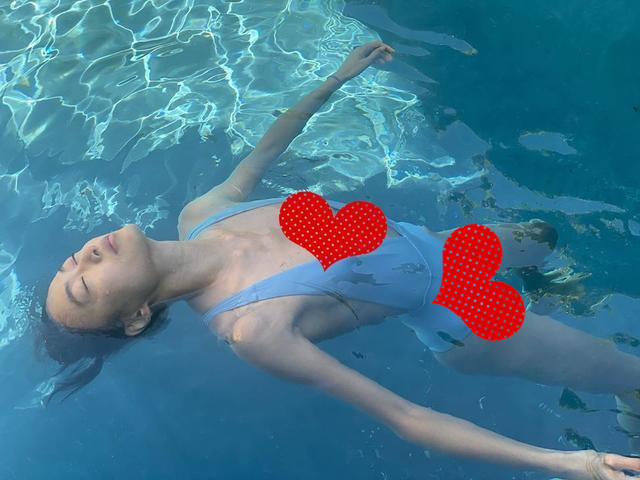 陈冠希发文报喜,3岁陈拉雅手握代言超5个,遗传超模妈妈气质