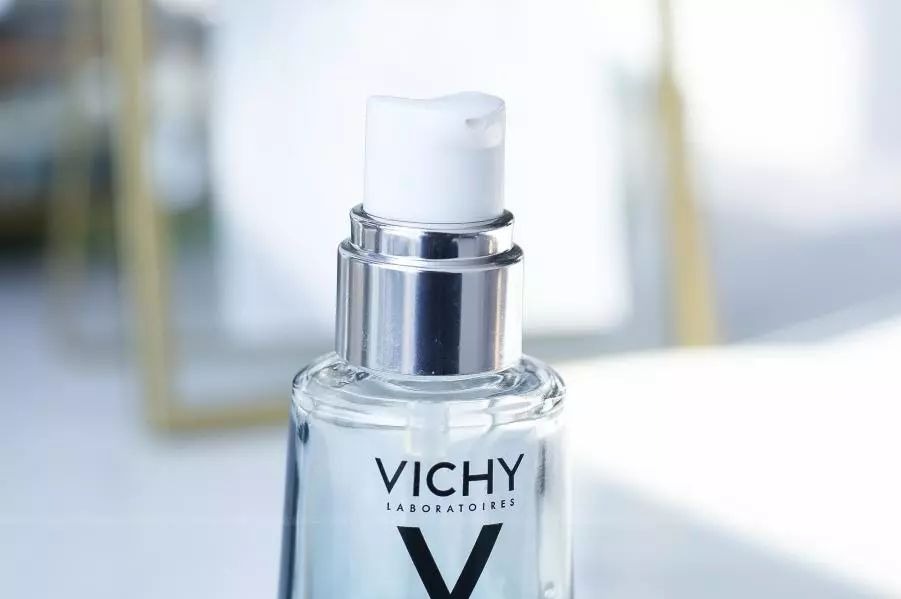 锁水屏障抗老化，薇姿89精华测评