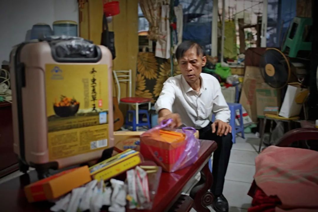 揭露老人保健品陷阱,如何对待老人买保健品