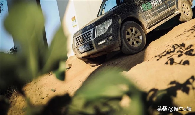 试驾三菱帕杰罗2021款山猫,2020三菱帕杰罗v97试驾