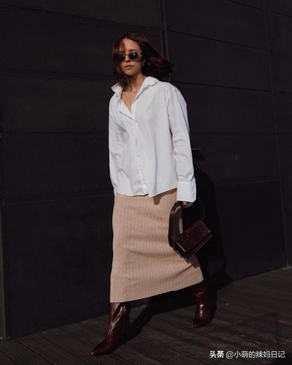 入春怎么穿?回头率最高的穿搭参考:“长裙+外套”,气质又高级