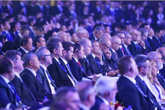 许家印战略转型深度解读,许家印2017年融资1300亿