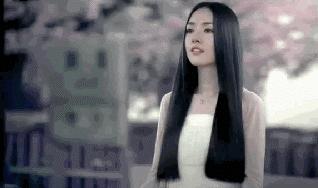 离子烫伤害头发么,离子烫烫发伤头发吗