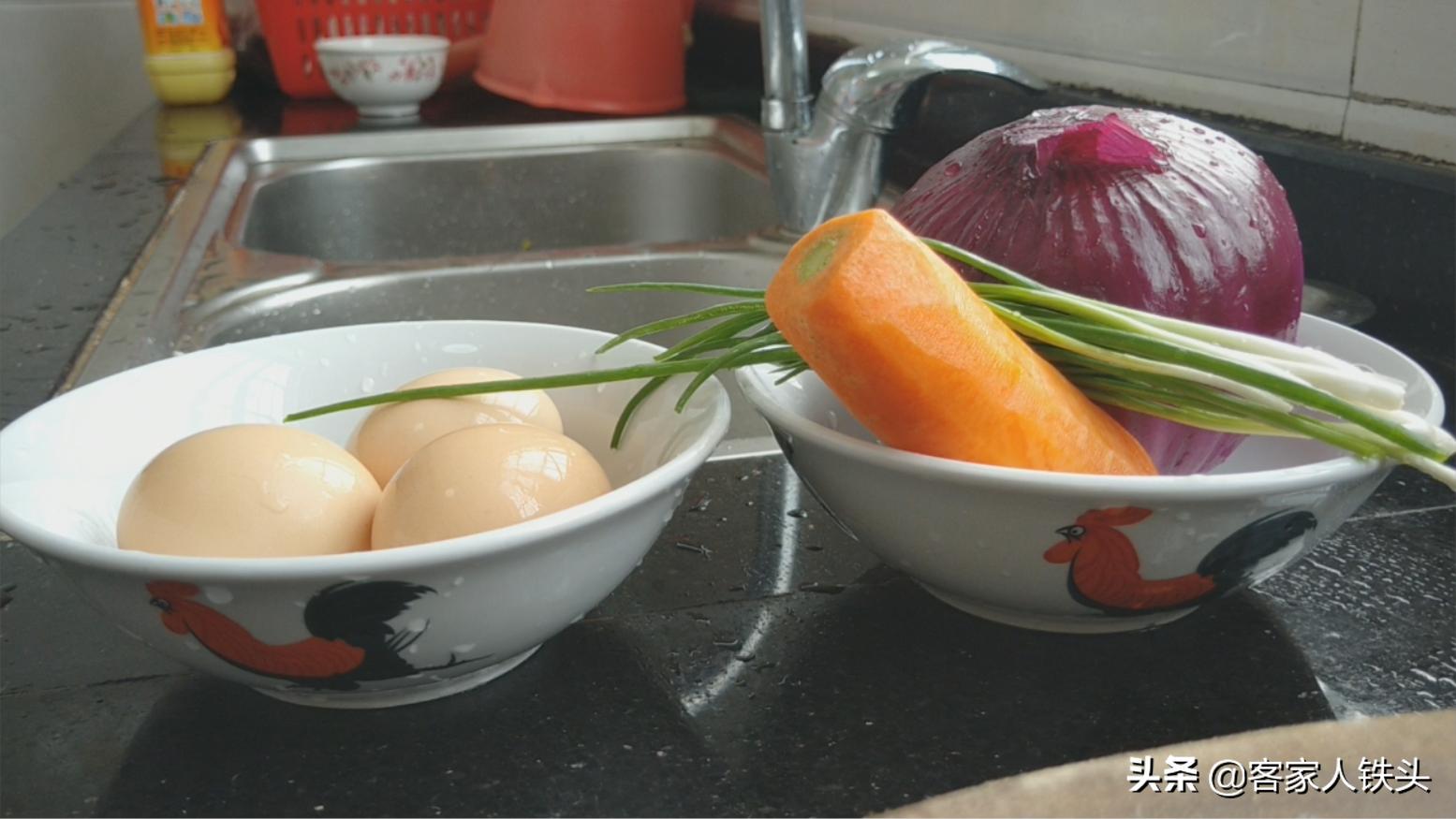 营养早餐简单做,1个洋葱3个蛋,楼下摆摊超火的鸡蛋香饼,真好吃