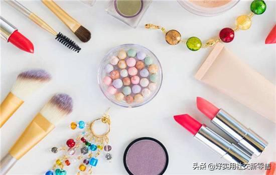 美妆行业重塑格局,美妆行业竞争分析