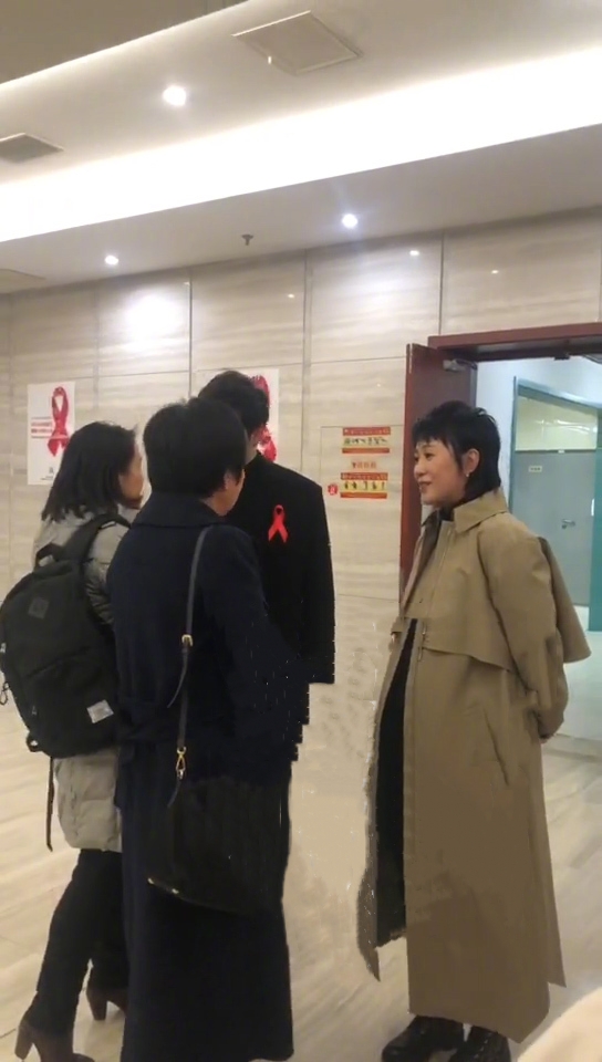 马丽官宣结婚,马丽官宣老公时的照片