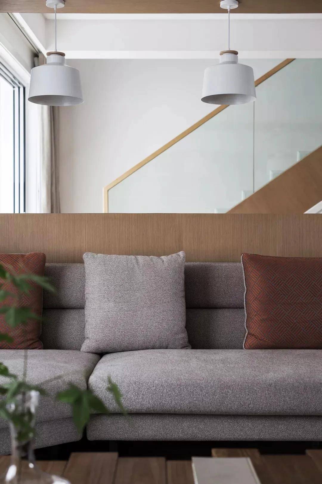 178复式楼的装修设计,100平复式loft装修口碑好