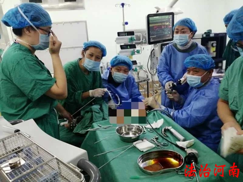 濮阳市油田总医院:喂花生小儿吸入气管两科室连夜手术救治