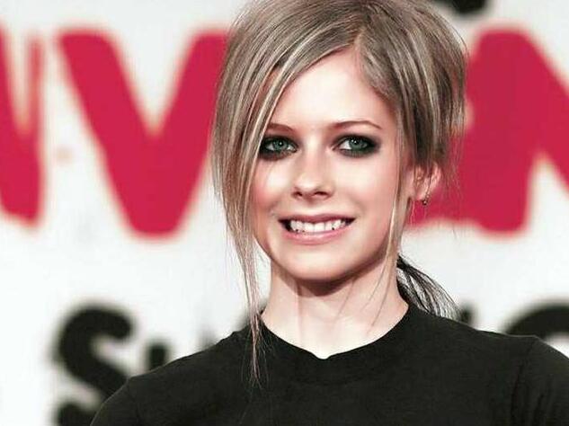 广西化妆培训学校2016,韩系爱豆化妆教程