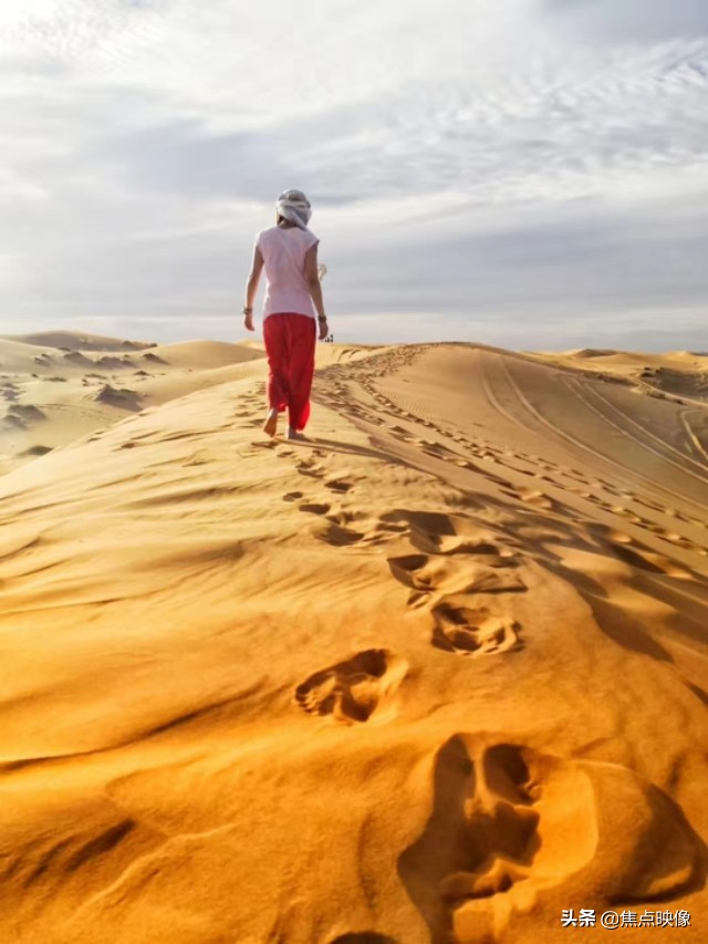 生如夏花绚烂死如落叶精美字体,生如夏花绚烂死如秋叶静美英语