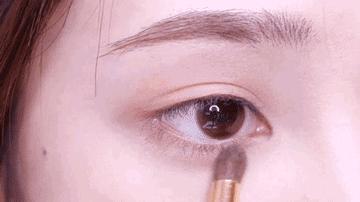 最实用的3种人气眼影画法大指南,适合新手的不同场合六种眼影画法