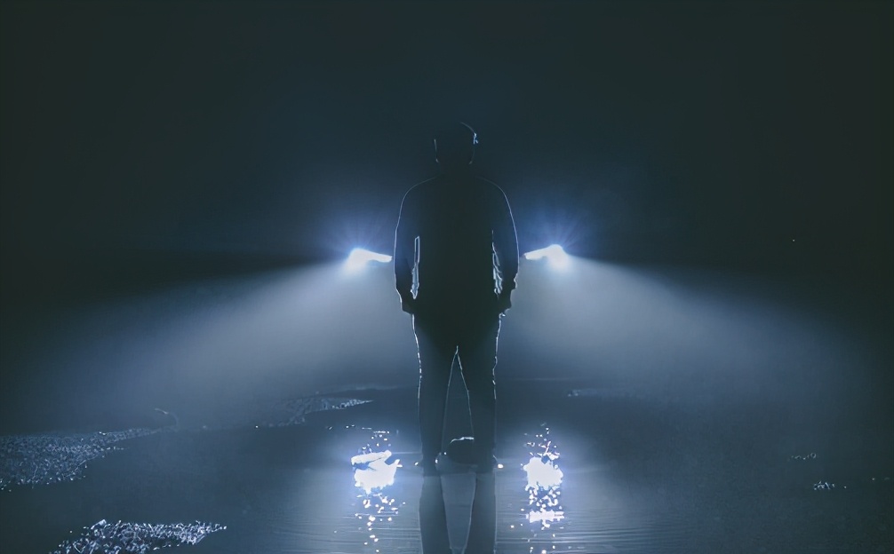 爱车再次炯炯有神，行车安全最重要，更换飞利浦大灯记录