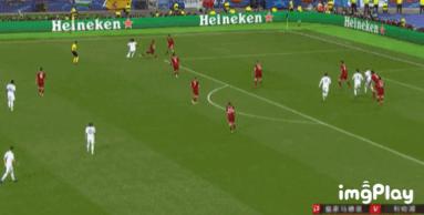 十大逆天倒钩射门,最厉害的十大倒钩破门