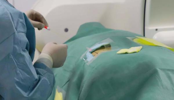 “向疼痛说不”公益行动首位免费患者微创手术治疗取得圆满成功