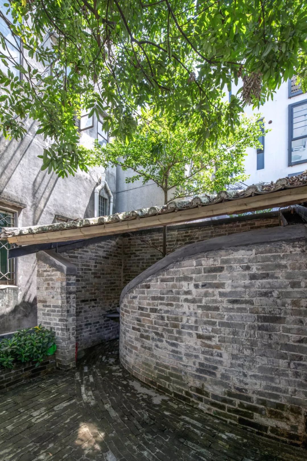 自住楼房改造民宿,普通居民楼改造成民宿