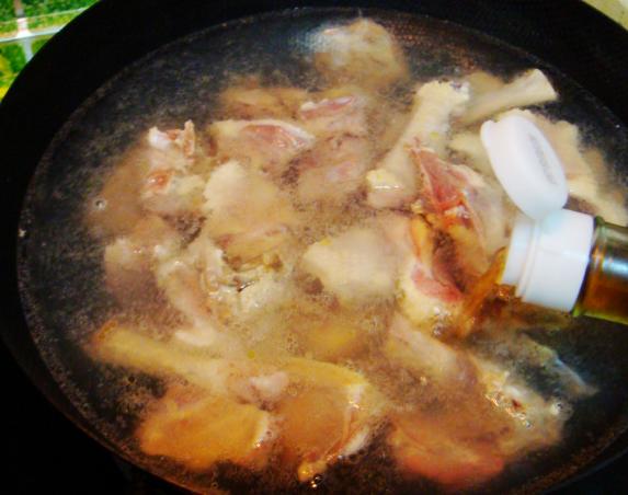 用料酒煮了菜怎么办,食用料酒的用法