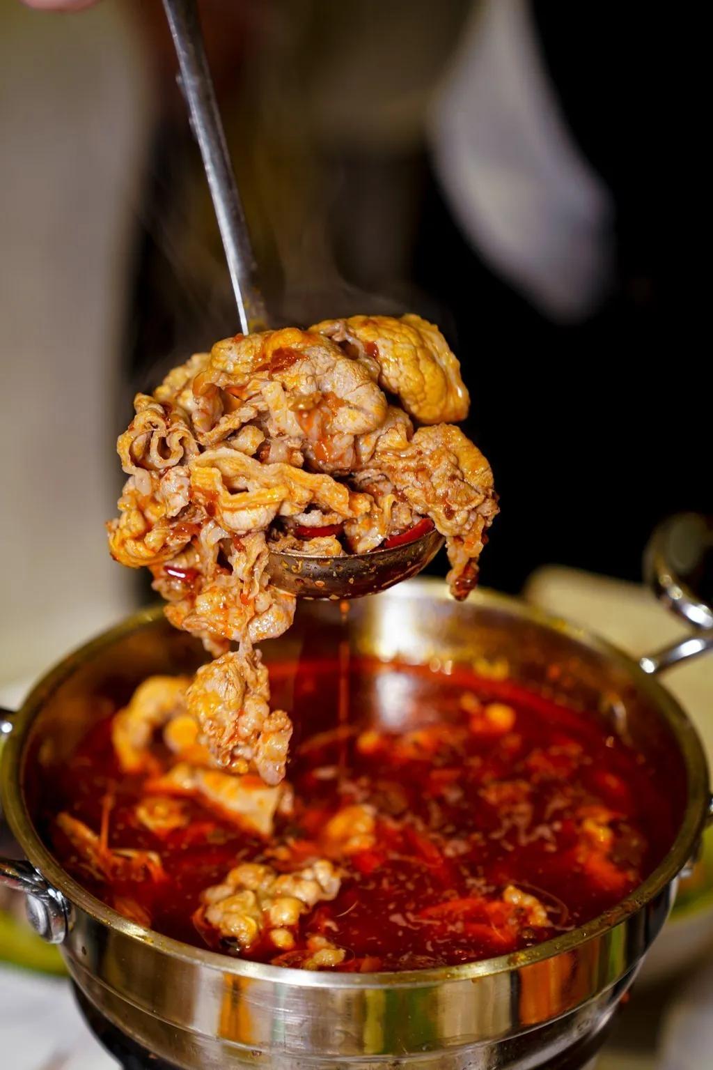 母亲节可用!波龙+进口海鲜+BBQ+火锅畅吃!酒水畅饮!全周通用