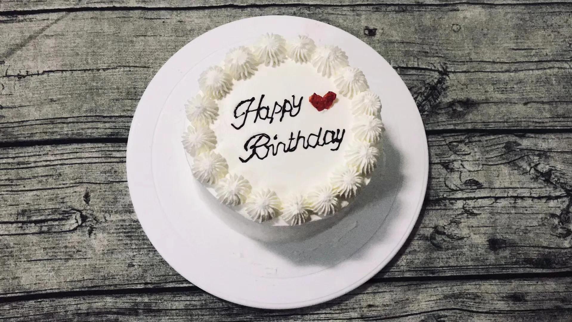 朵妈家的甜品蛋糕,朵妈和小朵做蛋糕